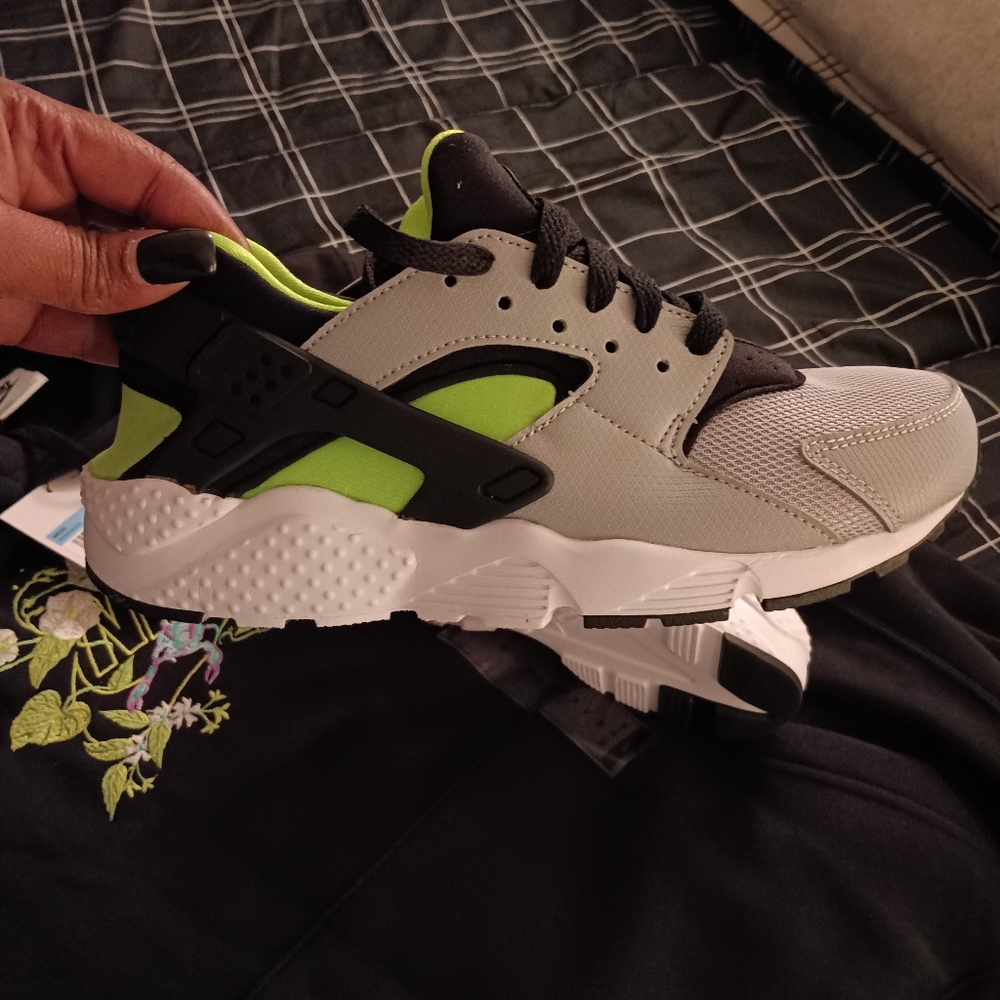 Nike hoodie and Huarache Nikes